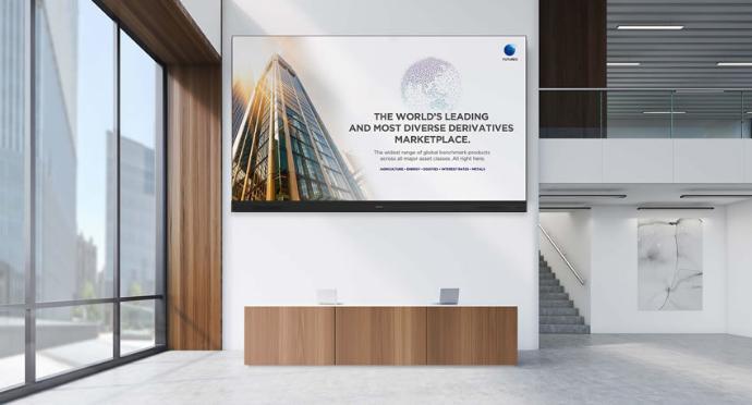 Écran LED Direct View 108" Full HD 1920x1080 500 nits, 4/64GB Android 9, pixelpitch 1,25mm, paysage+portrait, gold bondi